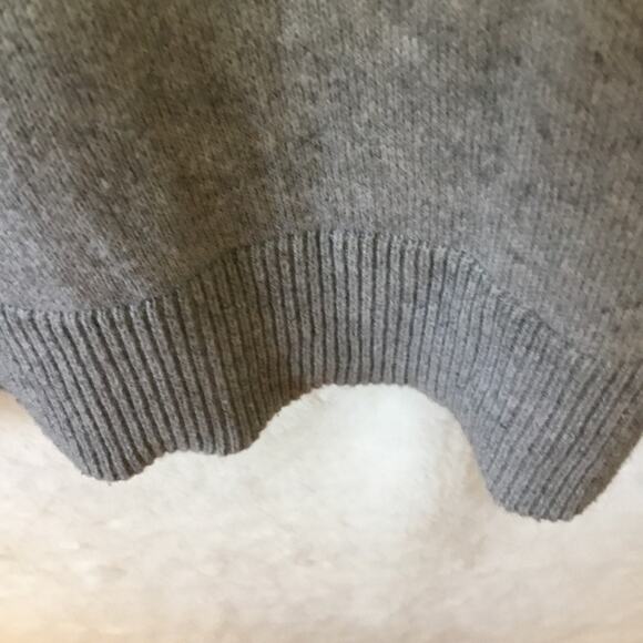 Abercrombie & Fitch Light Gray Cashmere-Blend Turtleneck Sweater - Picture 9 of 12